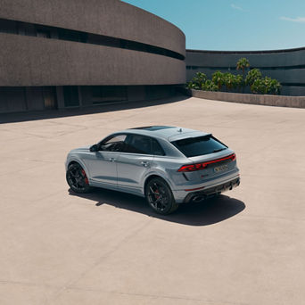 RS Q8 