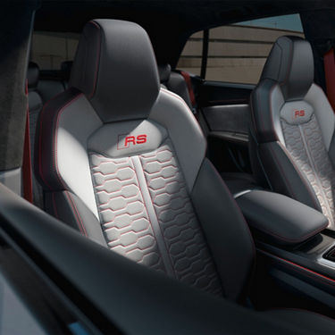 Audi Q8 Performance Interior