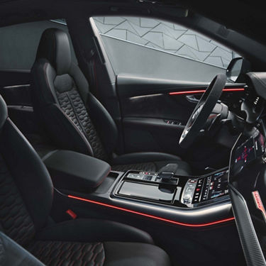 RSQ8 interior