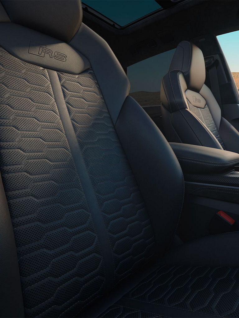 Audi RS Q8 Interior seats