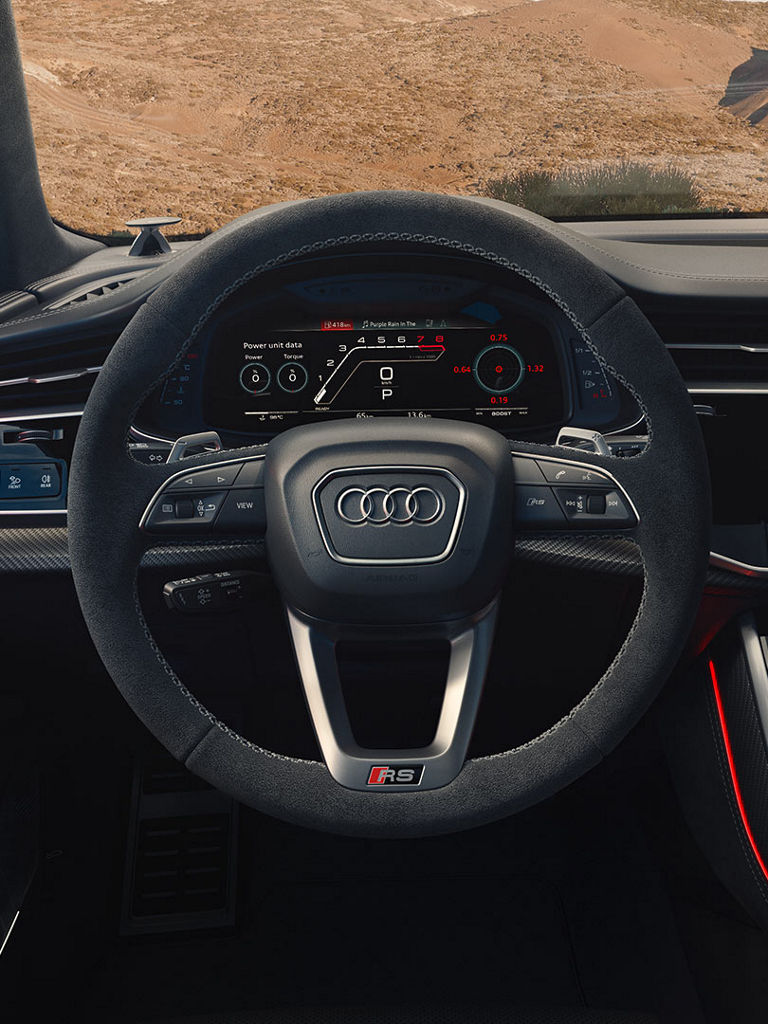 Audi RS Q8 performance interieur MMI