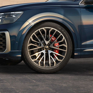 Seitenansicht vom Rad Audi SQ8