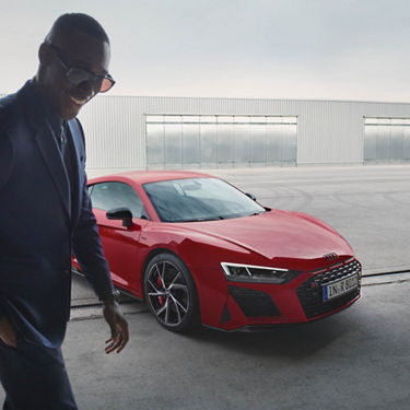 Audi R8 Coupé V10 Performance RWD con faros LED 