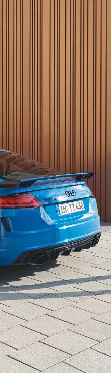 Side view TT RS Coupé