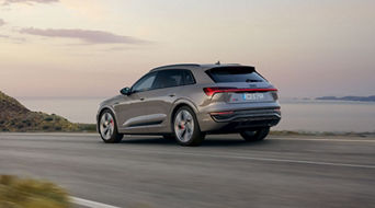 SUV Audi Q8 e-tron