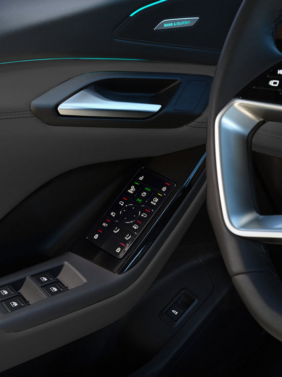 Soft-touch operation Audi Q6 SUV e-tron