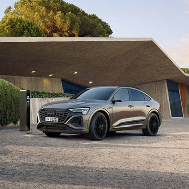 Audi Q8 Sportback e-tron