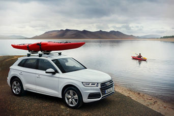Kayak rack with tilt function