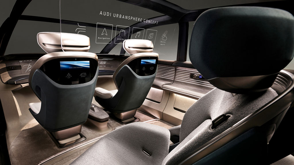 Audi som visar de nya framlyktorna i framifrån.