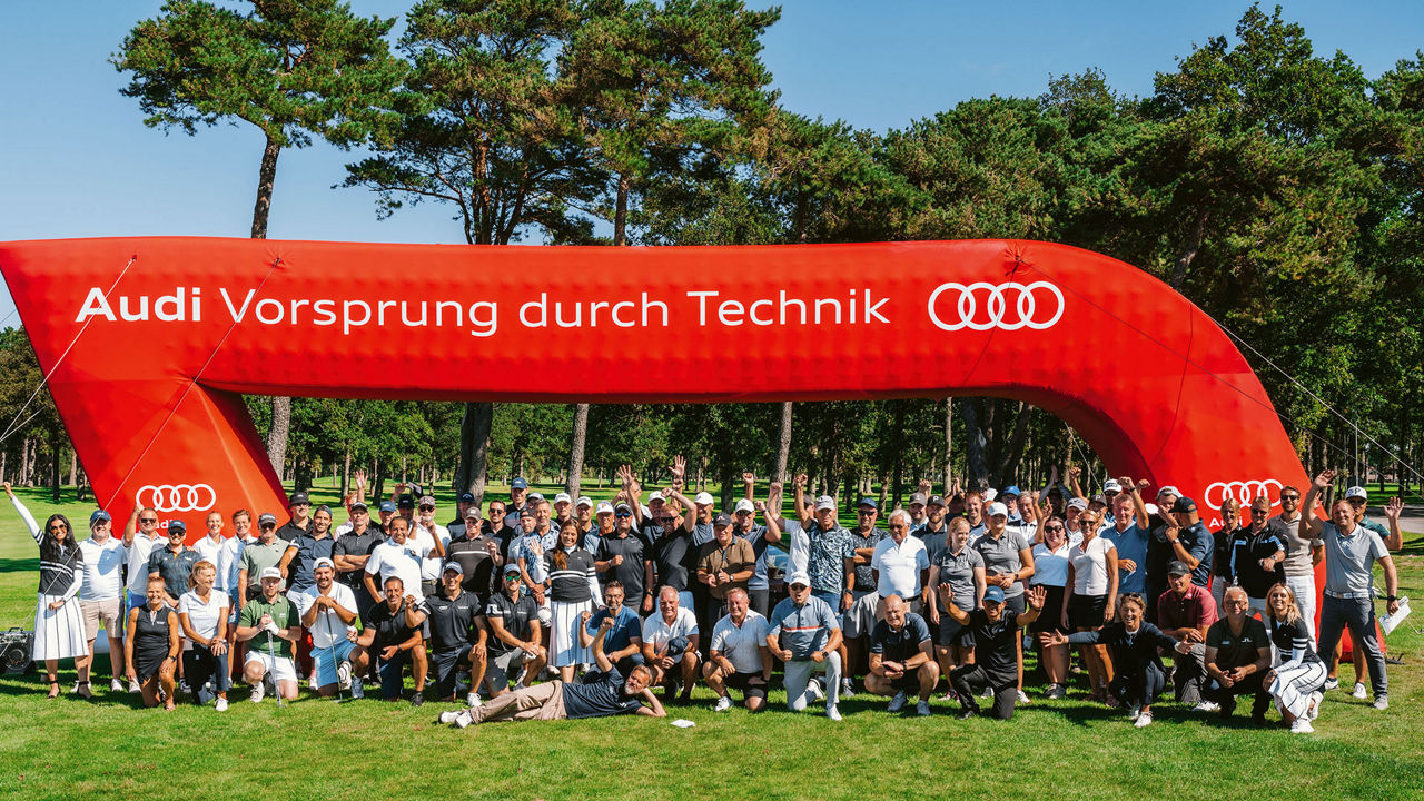 Vorsprung durch Svingtechnik... Alla deltagarna i Sverigefinalen samlade. Totalt spelades 28 deltävlingar under året varifrån de vinnande paren gick vidare till Barsebäck. 
