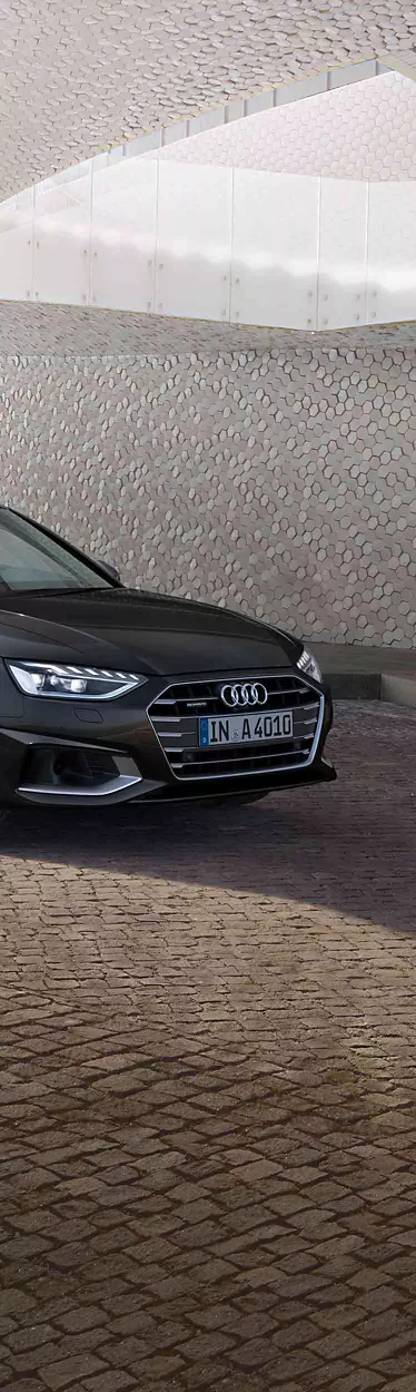 Audi A4 Sedan Side view