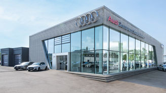 This links opens dealer website in a new tab/window