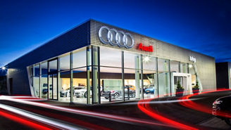 This links opens dealer website in a new tab/window
