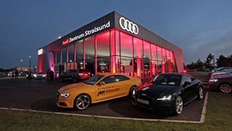 This links opens dealer website in a new tab/window