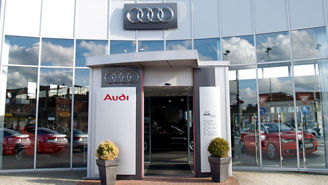 This links opens dealer website in a new tab/window